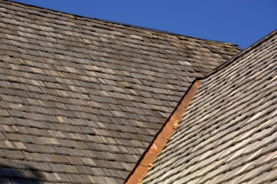 Wood Shake Roof Cleaning detail